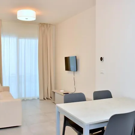 Apartman Bright White Flat In The Heart Of *