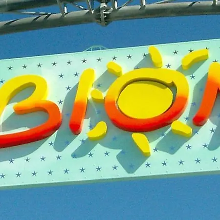Daire Bright White Flat In The Heart Of Bibione
